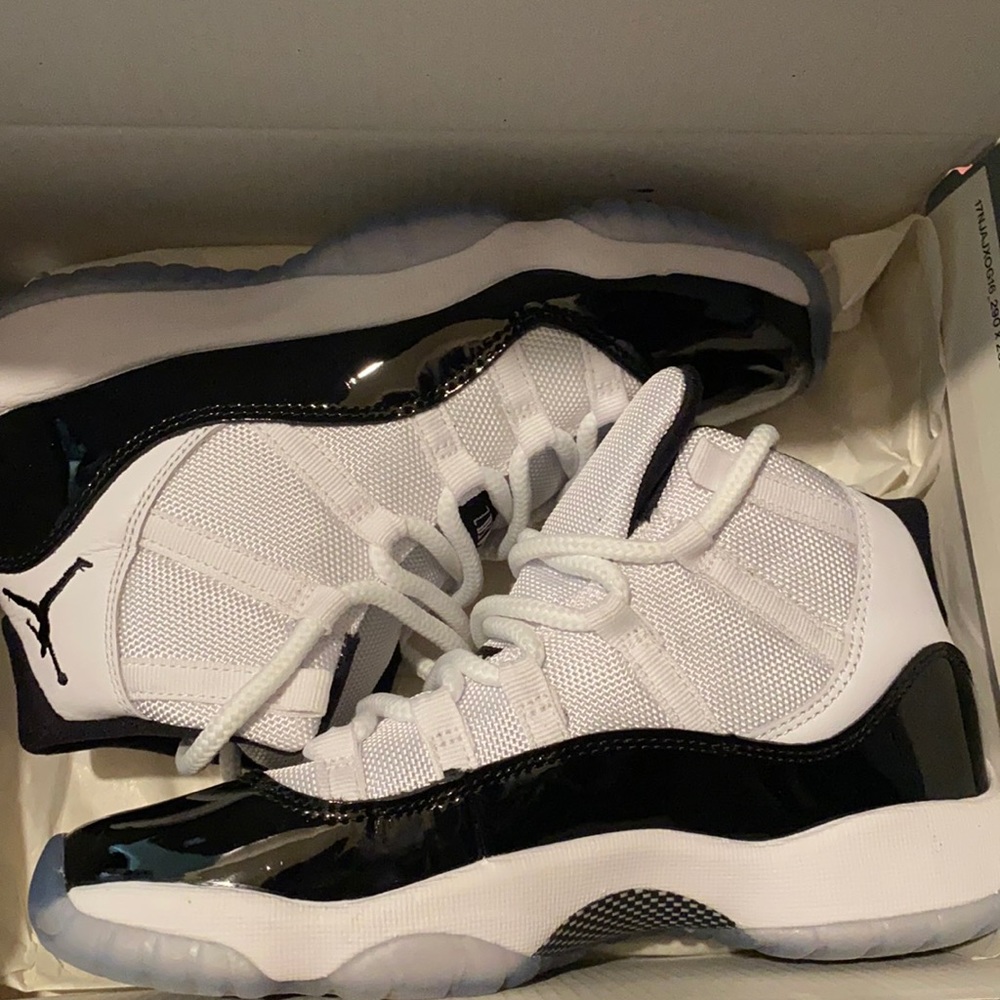Retro 11 concord